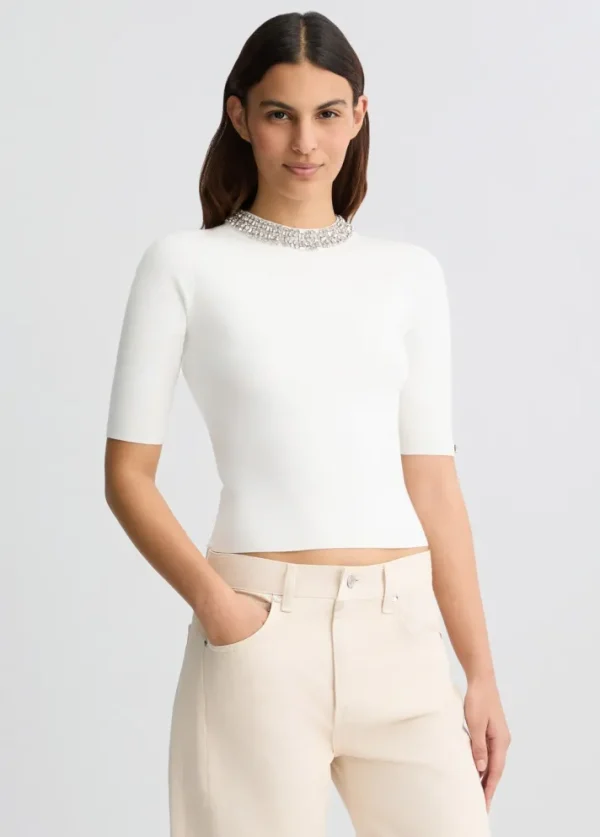 Crop top bianco con ricami gioiello