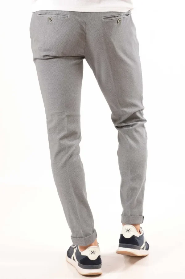 Pantalone milanostyle in microfantasia
