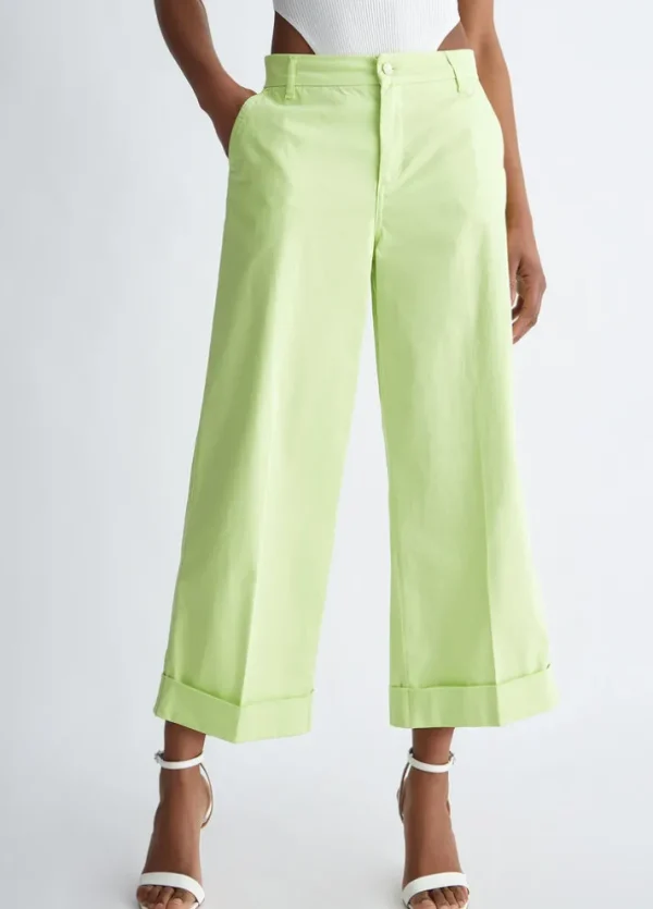 Pantaloni flare cropped