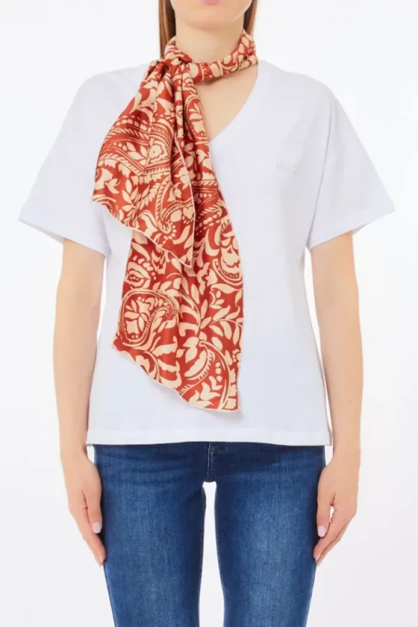 T-shirt bandana